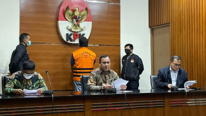 Akhirnya KPK Tahan Anggota Polri AKBP Bambang Kayun dalam Kasus Suap dan Gratifikasi