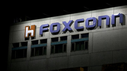 Meski Melonjaknya Kasus COVID-19, Foxconn Pabrik yang Memproduksi iPhone Terbesar di China Mulai Beroperasi Penuh