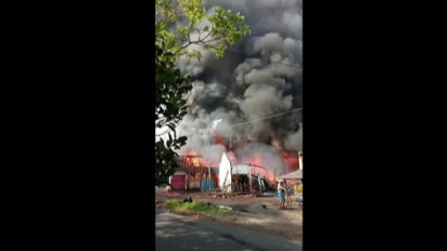 Ratusan Ruko di Pasar Besi Tasikmalaya Terbakar