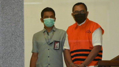 Dugaan Suap Dana Hibah Pemprov Jatim, KPK Perpanjang Penahanan Sahat Tua Cs