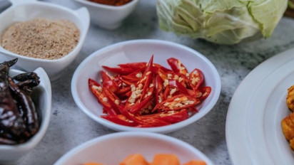 Benarkah Biji Cabai Bisa Menyebabkan Usus Buntu? Simak Penjelasan Berikut!