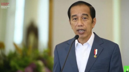 Ditanya Soal Isu Reshuffle, Jokowi sebut Nama-nama Hari  