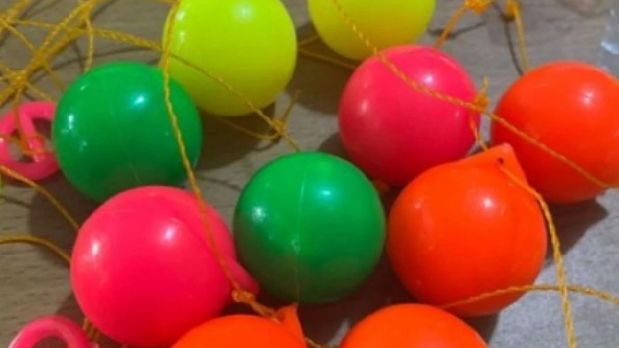 Kian Mewabah, DPD Golkar Kota Tasikmalaya Gelar Lomba Lato-lato
            - galeri foto