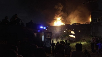 Gudang Tiner di Semarang Terbakar