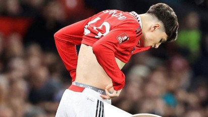 Momen Garnacho Ketahuan Pakai Celana Dalam Merek CR7 saat Bela MU Lawan Everton