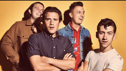 Lirik Lagu Arctic Monkeys – No. 1 Party Anthem