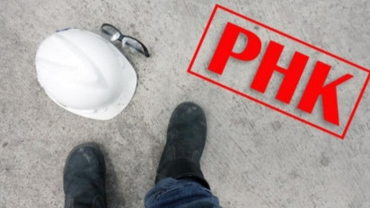 Buntut Perang Rusia-Ukraina, 1.600 Karyawan Pembuat Sepatu Nike di-PHK