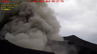 Gunung Marapi di Sumatera Barat Erupsi, Muntahkan Abu Setinggi 800 Meter