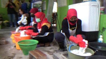 Kelompok Swadaya Mandiri di Bantul Olah Limbah Popok Bayi Jadi Aneka Kerajinan