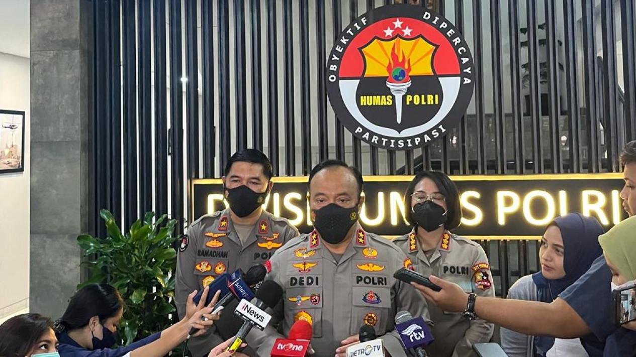 Polri Akan Membantu Proses Hukum yang Dilakukan KPK Terhadap Lukas Enembe
            - galeri foto