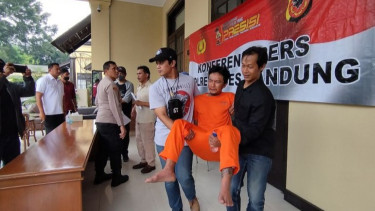 Polisi Tembak Kaki Pelaku Pembunuhan di Rancasari Bandung