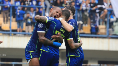 Thomas Doll Kirim Pujian ke Persib Seusai Persija Keok di GBLA