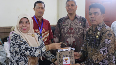 34 Pelaku UMKM Bidang Kuliner di Binjai Terima Sertifikat Halal