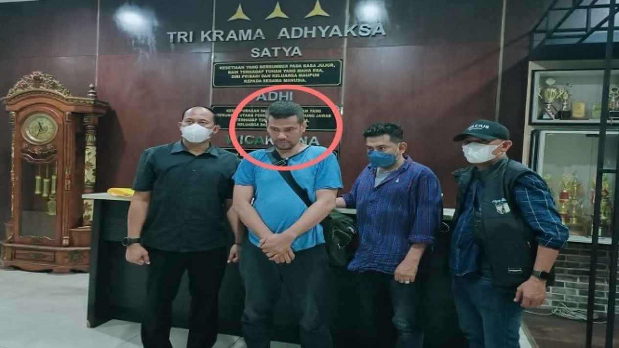 Kejagung Bekuk Pangeran Terpidana Kasus Korupsi
            - galeri foto
