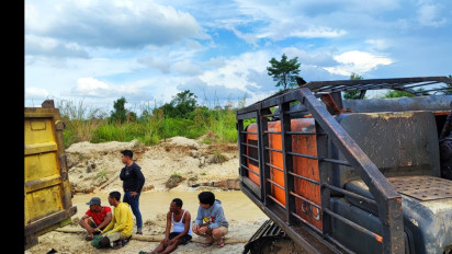 Polisi Gerebek Lokasi PETI di Merangin, 5 Pelaku dan 1 Alat Berat Diamankan