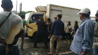 Bak Seorang Koboy, Wisatawan Puncak Todongkan Pistol karena Terjebak Macet