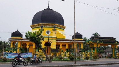 Menilik Jejak Peradaban Islam di Kota Medan Melalui Masjid Raya Al Osmani