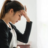 Prediksi Kesehatan Weton Tanggal 29 Maret 2026, Minggu Kliwon Waspada Sakit Kepala Ringan