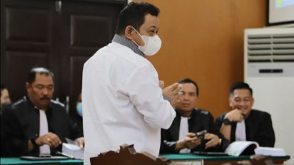 Kuat Ma'ruf Dituntut 8 Tahun Penjara