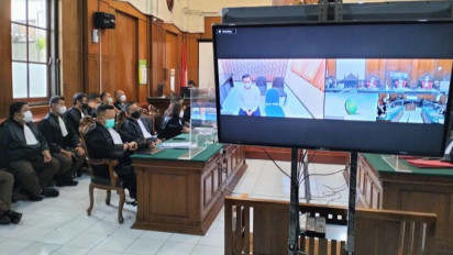 Secara Bergantian JPU Bacakan Dakwaan 5 Terdakwa Kasus Kanjuruhan