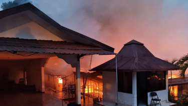 Kediaman Kapolda Papua Terbakar