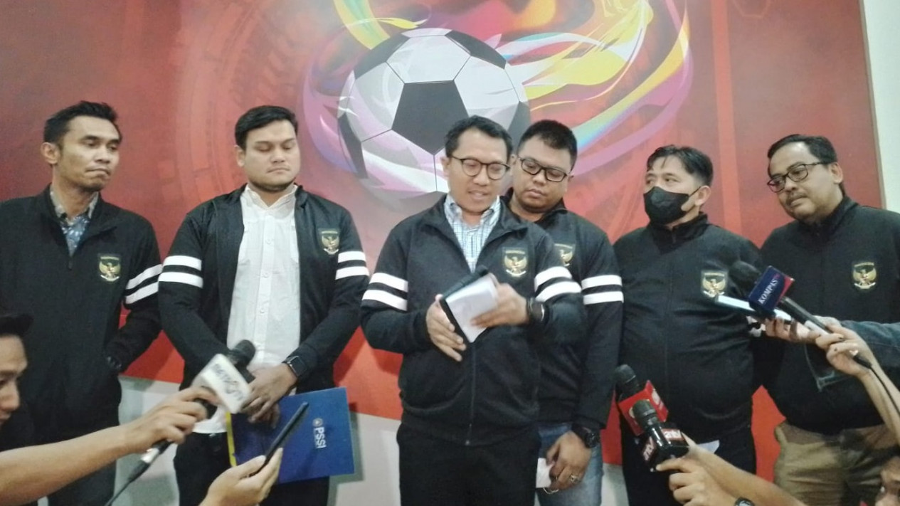 Kontroversi Pencalonan Exco PSSI, Kurniawan Dwi Yulianto Mengaku Tidak Mendaftar
            - galeri foto