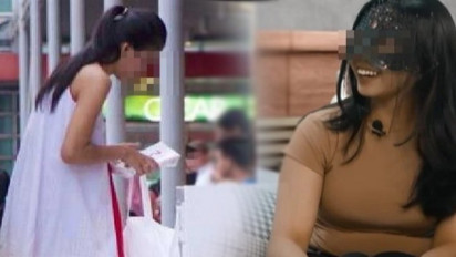 SPG Rokok ini Bertingkah Centil di Hadapan Para Pria, Rela Tubuhnya Dipegang-pegang Asal Rokok Ludes Terjual