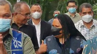 Istri dan Anak Lukas Enembe Penuhi Panggilan KPK, Jadi Saksi Kasus Suap dan Gratifikasi