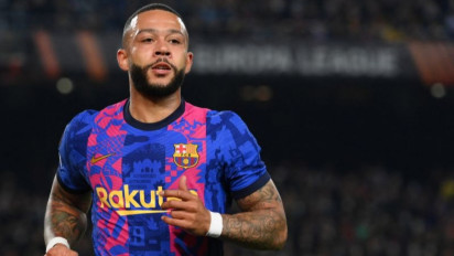 Memphis Depay Tinggalkan Barcelona