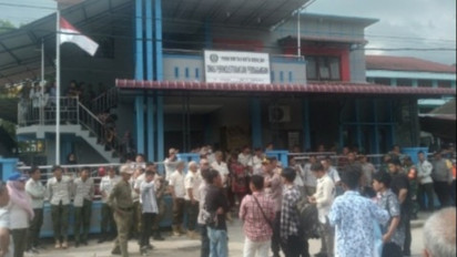 Demo Mahasiswa Tuntut Otak Pelaku Pungli Kios Pasar Nauli Sibolga Ditangkap