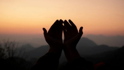 Doa Jumat Pagi untuk Mengawali Harimu Agar Dilancarkan dan Diberkahi Allah SWT