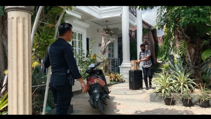 Setelah di Surabaya, KPK Lanjutkan Geledah Rumah Istri Ketua DPRD Jatim di Lamongan