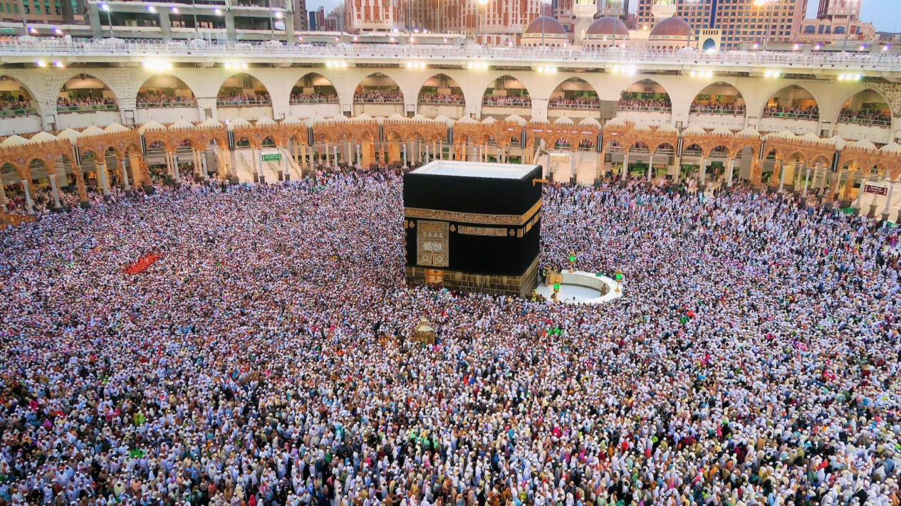 PKS Usul Biaya Haji Jadi Rp50 Juta Per Jemaah
            - galeri foto