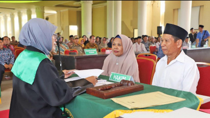 Perdana, 22 Pasangan Sidang Isbat Nikah Massal di PA Sumbawa Barat