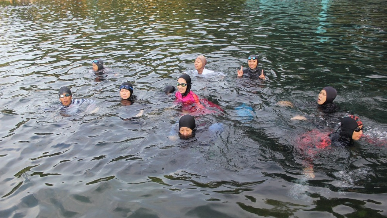 Sensasi Terapi Air di Pemandian Alam Selokambang, Terbukti Bisa Sembuhkan Berbagai Keluhan Penyakit
            - galeri foto