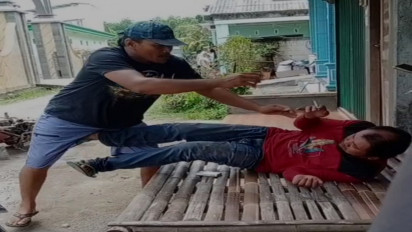 Viral! Oknum Kades di Grobogan Diduga Aniaya dan Ancam Bakar Hidup-hidup Seorang Pedagang Rujak Keliling