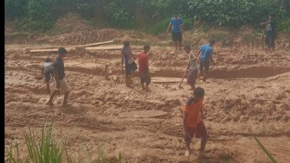 Miris! Jalan Penghubung Desa di Musi Banyuasin Hancur Total