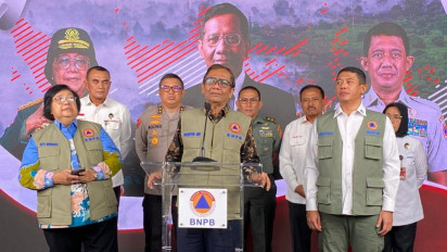 Jelang Pilpres, Mahfud MD Singgung Pejabat Cuek Karhutla