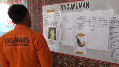 Pencarian Bocah Hanyut di Malang, Petugas Temukan Jas Hujan Milik Korban