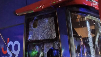 Bus Arema FC Diserang: Pemain Terluka, Polisi Pertimbangkan Jadwal Liga 1