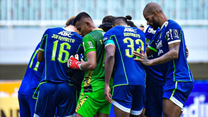 Tak Terkalahkan di 12 Laga dan Jadi Pemuncak Klasemen Liga 1, Luis Milla Puji Bomber Persib Bandung