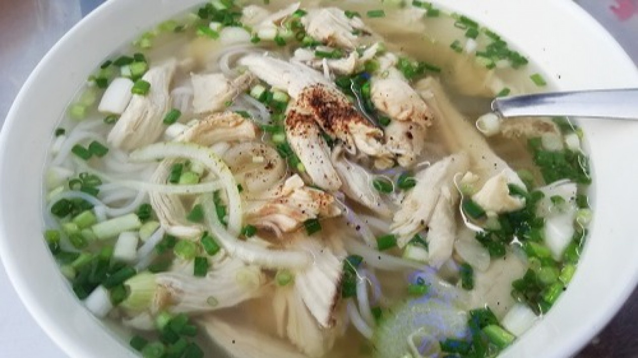 Ini Cara Terbaik Menikmati Pho Makanan Khas Vietnam, Dijamin Jadi Lebih Nikmat
            - galeri foto