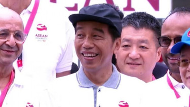 Ini Jawaban Jokowi Saat Ditanya Isu Reshuffle Kabinet Seusai Bertemu Surya Paloh