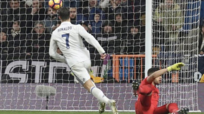 Tanggal Ini Dalam Olahraga: 29 Januari 2017, Gol Chip Cristiano Ronaldo Menangkan Real Madrid atas Real Sociedad