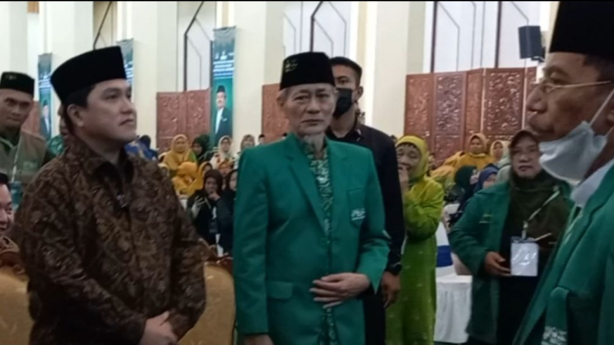 Ketum Mathla'ul Anwar Turun Gunung, Tegas Minta Agar Tak Terjadi Perpecahan Seperti Pemilu 2019
            - galeri foto