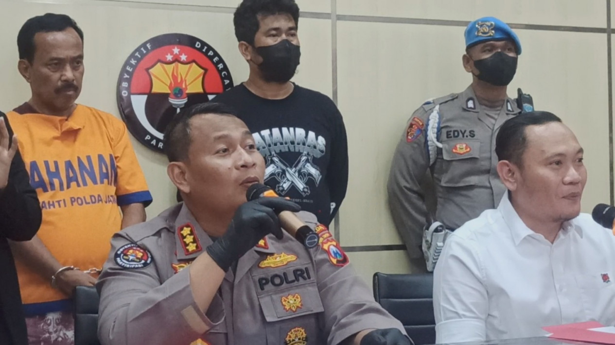 Mantan Walikota Blitar Gugat Pra Peradilan, Polda Jatim Siap Hadapi
            - galeri foto