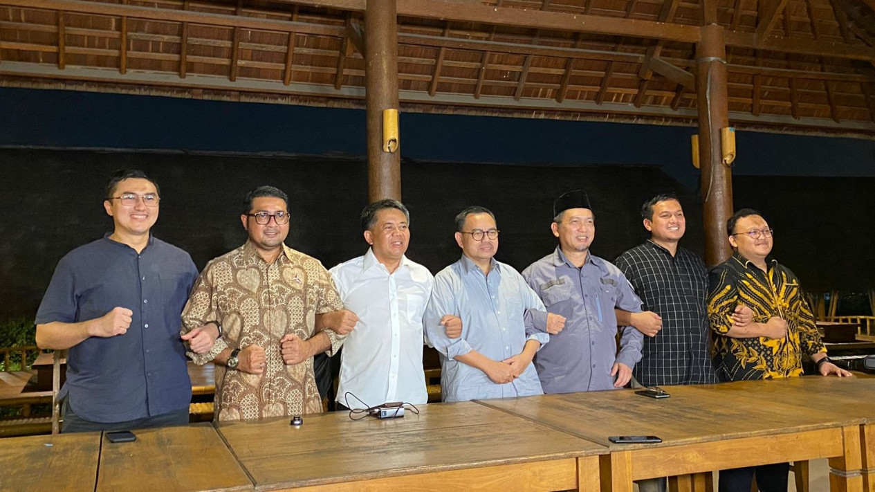 PKS Dukung Anies Baswedan Setelah Mendapat Arahan Ketua Dewan Syura dan Presiden PKS
            - galeri foto