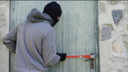 Gagal Melangsungkan Aksinya, Perampok Minimarket di Tangsel Dikeroyok Massa