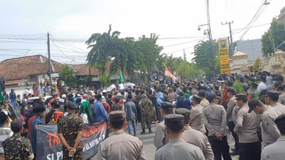 Ribuan Warga NU di Madura, Tuntut Ustad Yasir Penganut Ajaran Wahabi Ditangkap