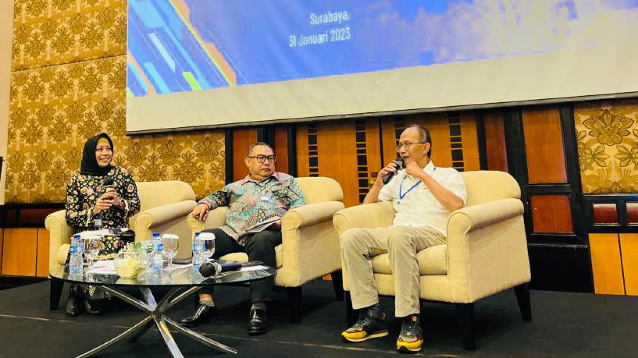 Sebagai Negara Maritim, Kadin Jatim Dorong Percepatan Pembangunan Industri Maritim
            - galeri foto